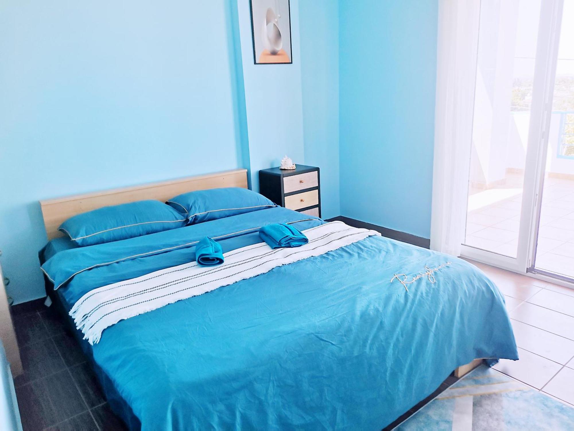 Sicci Villa Near The Airport & Sea Athena Bagian luar foto