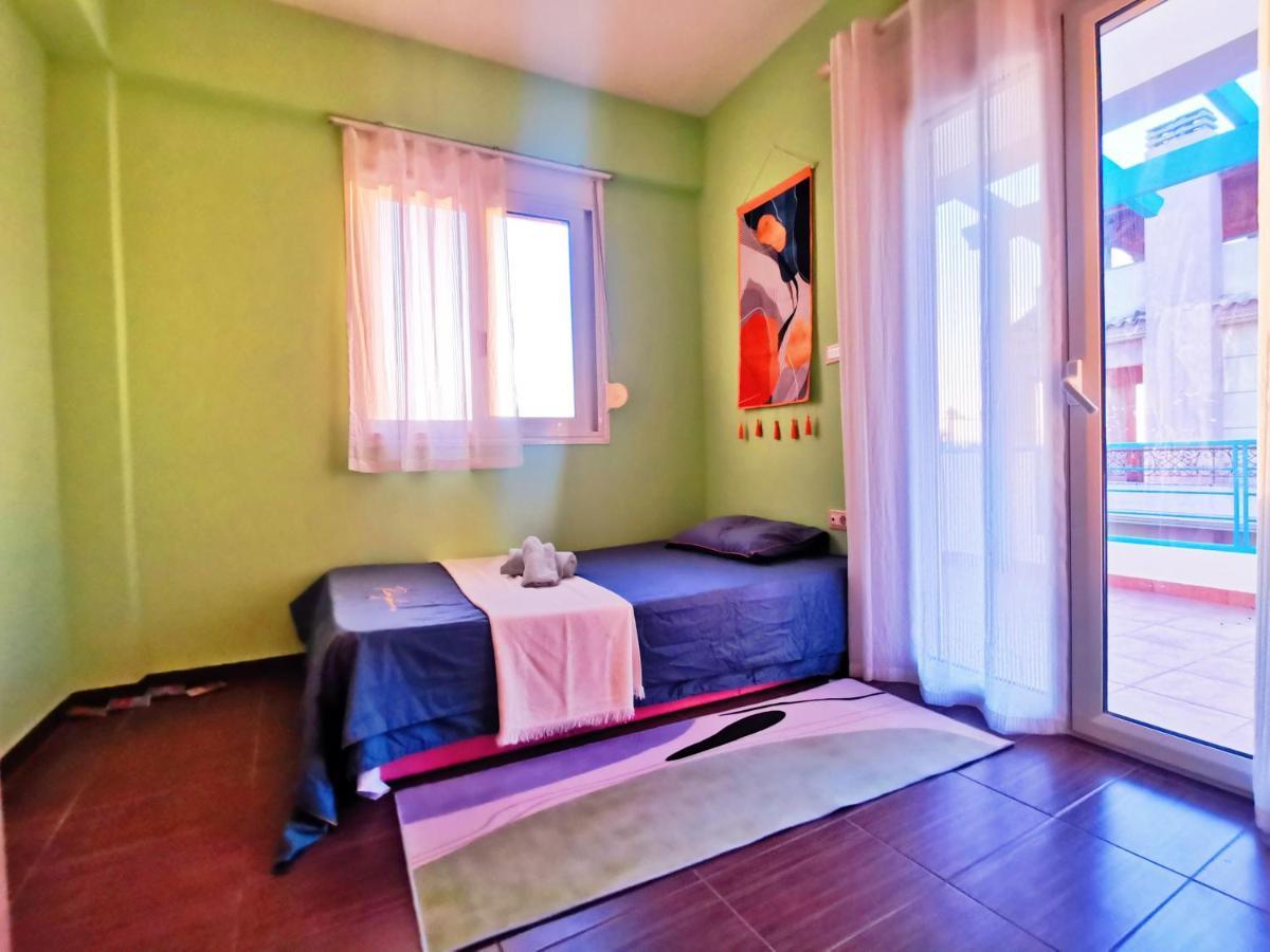 Sicci Villa Near The Airport & Sea Athena Bagian luar foto